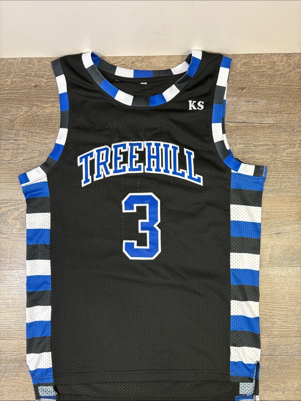 One Tree Hill Nathan Scott #3 Tree Hill Ravens Basketball Jersey Black Mesh S